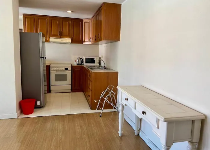 Apartment ศรีย่าน เรสซิเดนซ์ Sriyan *