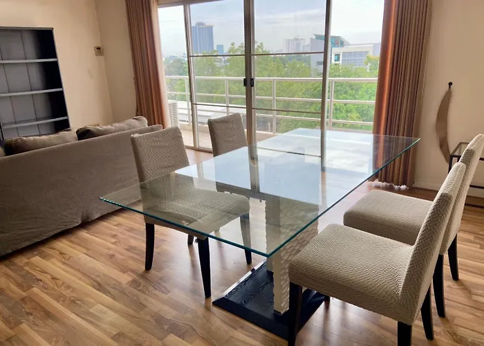 Apartment ศรีย่าน เรสซิเดนซ์ Sriyan Bangkok