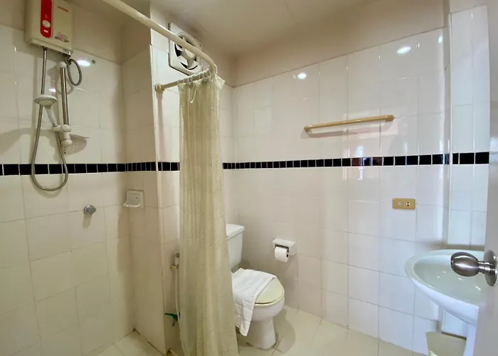 ศรีย่าน เรสซิเดนซ์ Sriyan Apartment *